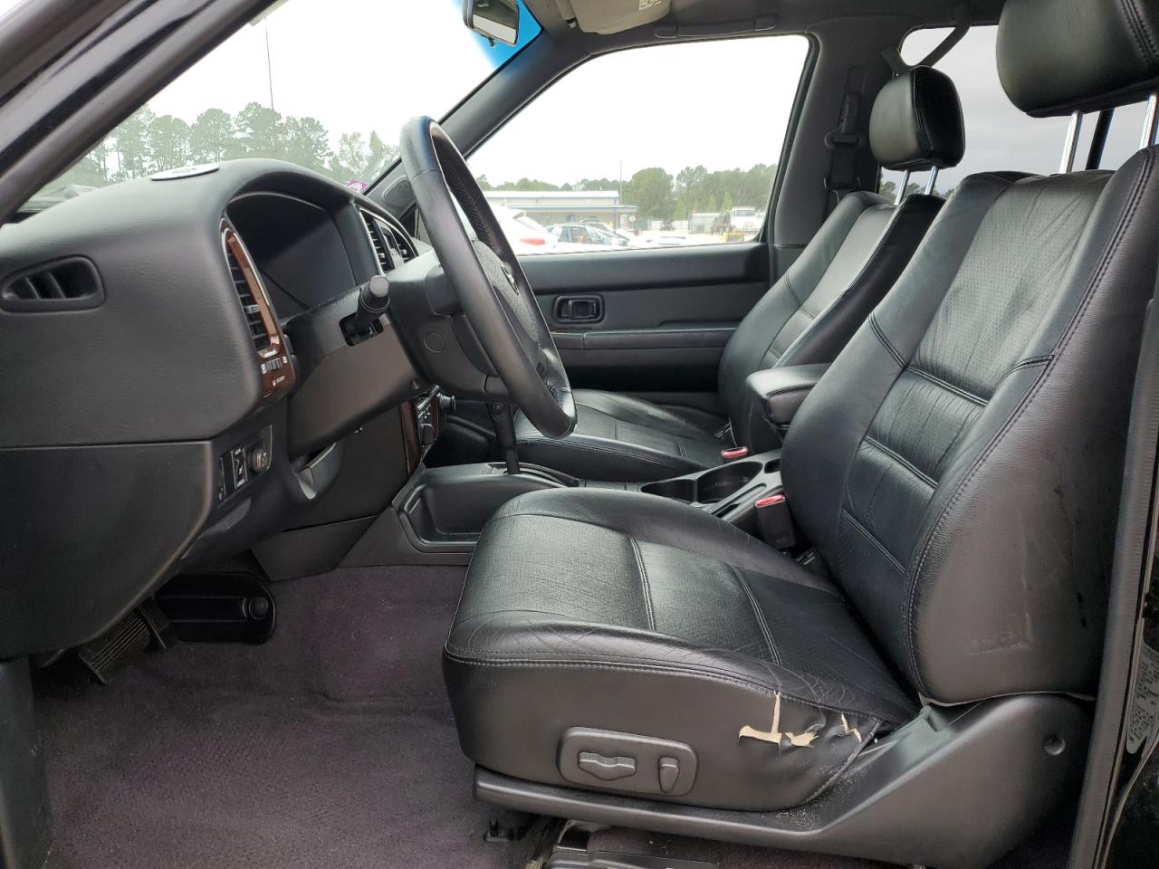 Lot #3269869712 2002 NISSAN PATHFINDER LE