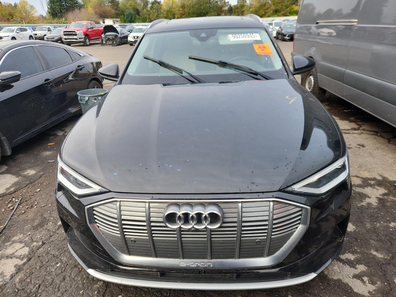 AUDI E-TRON PRESTIGE