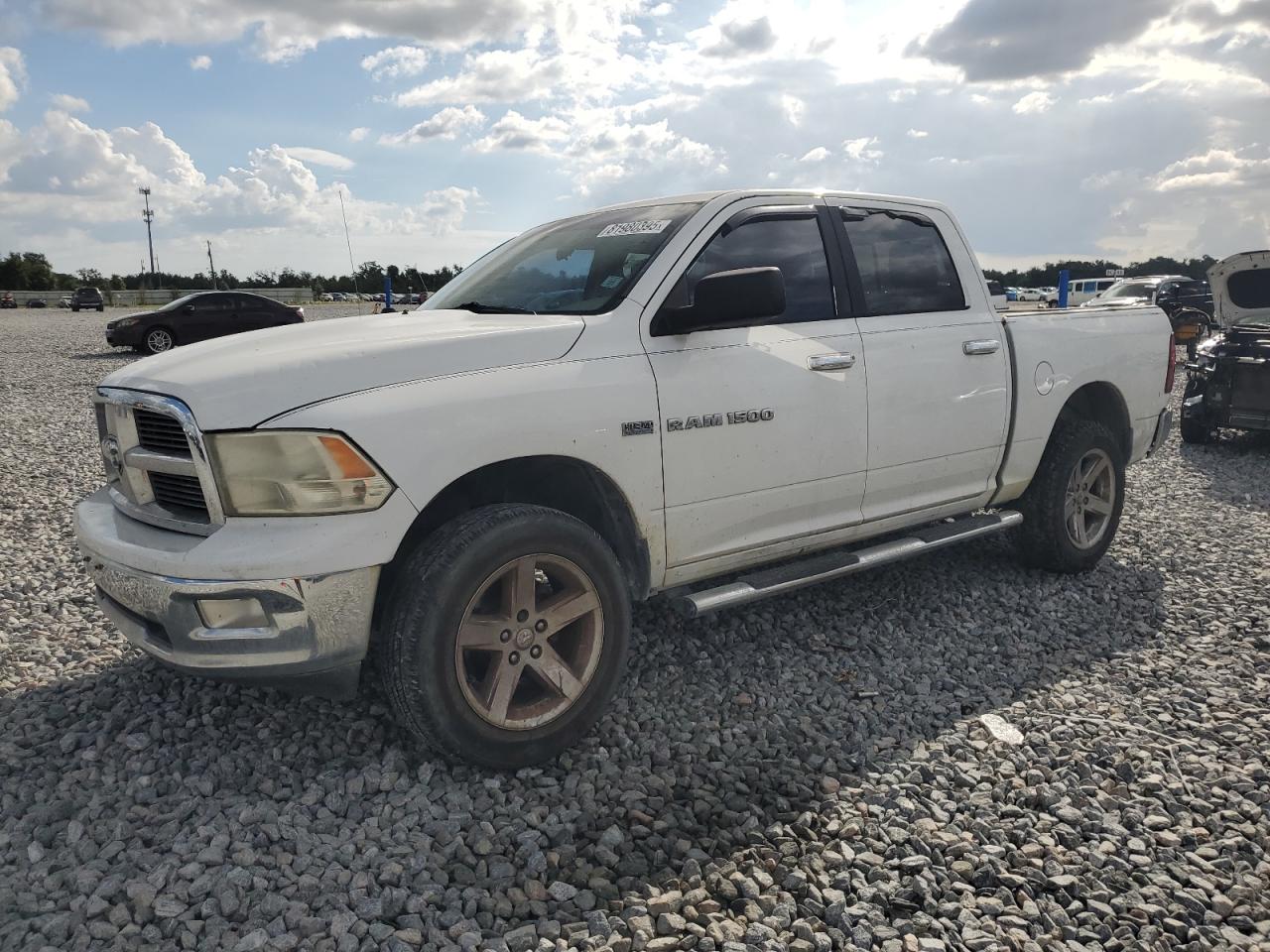 DODGE RAM 1500 SLT