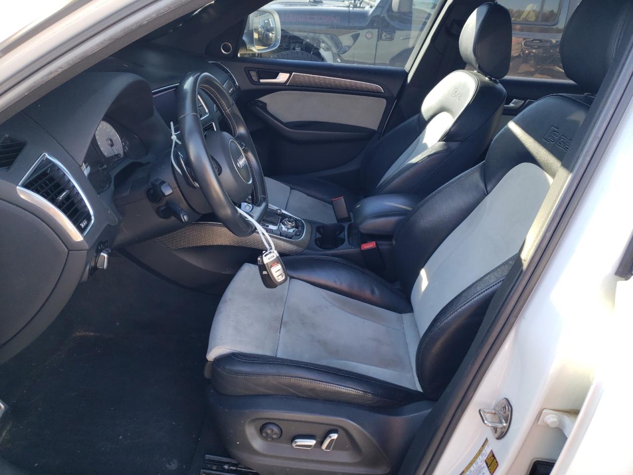 AUDI SQ5 PREMIUM PLUS