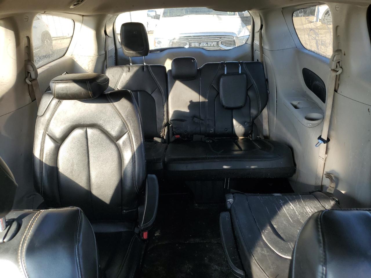 CHRYSLER VOYAGER LXI