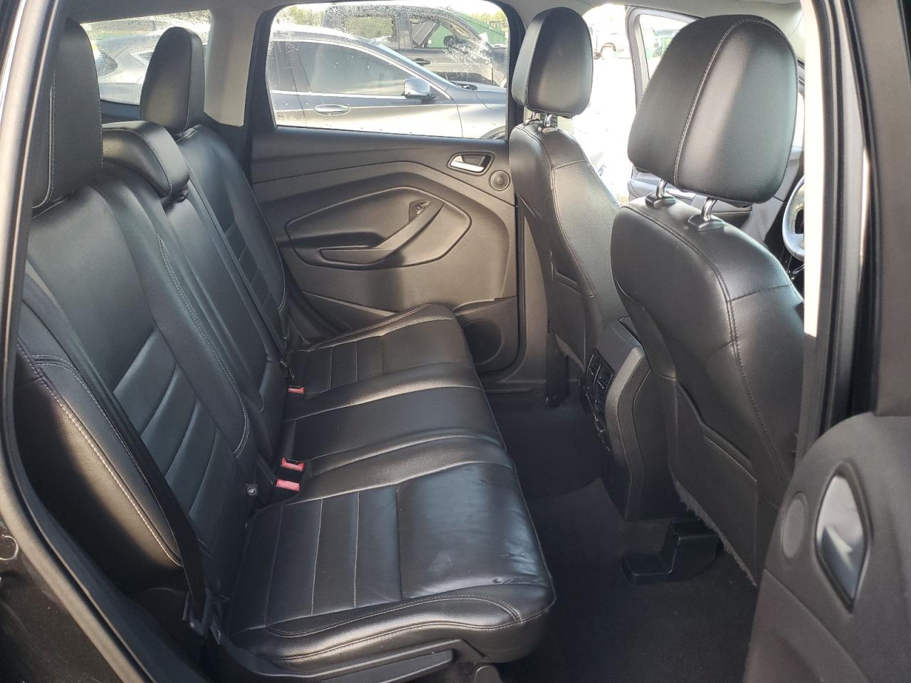 FORD ESCAPE TITANIUM