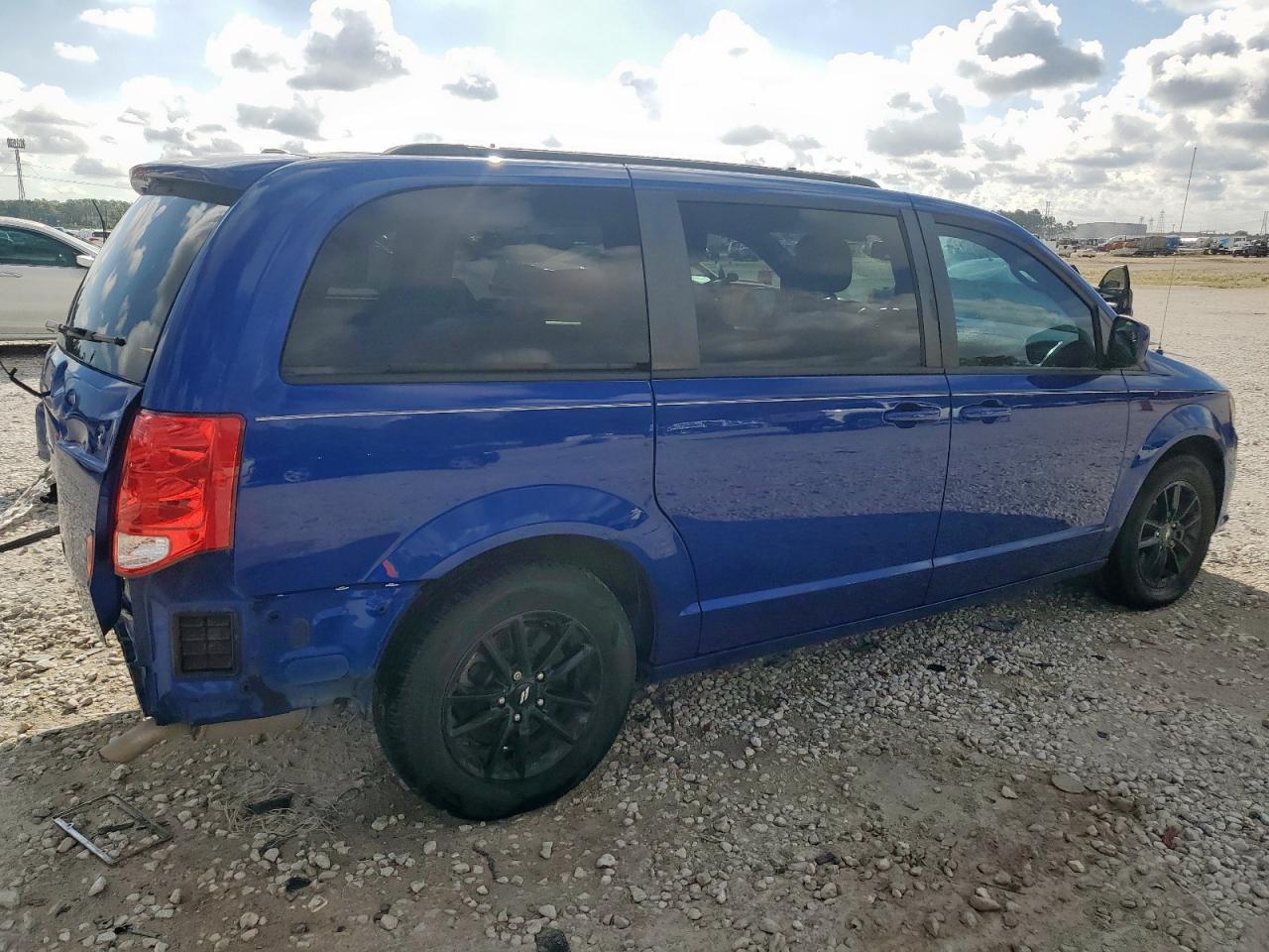 DODGE GRAND CARAVAN SE