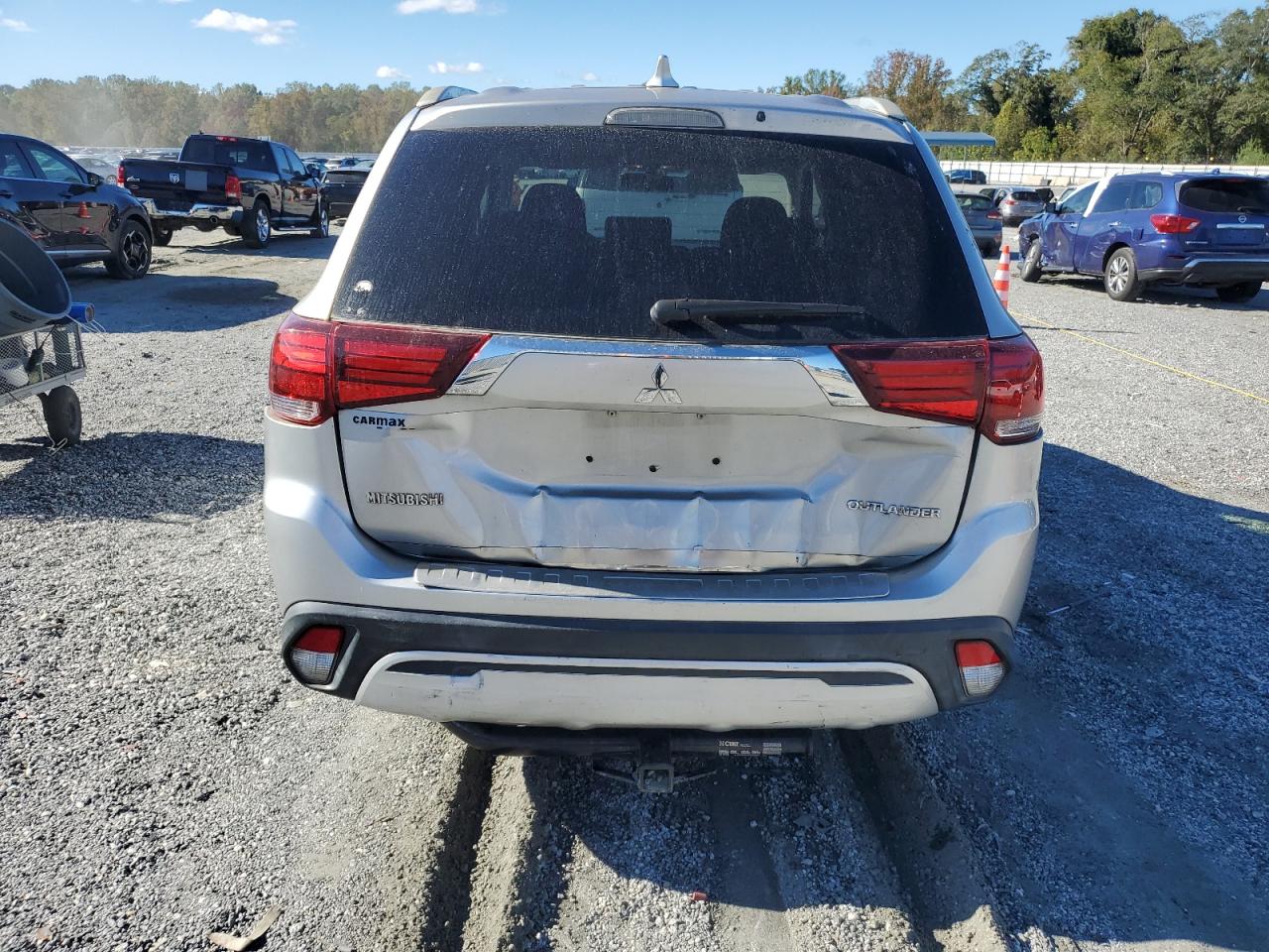 MITSUBISHI OUTLANDER ES