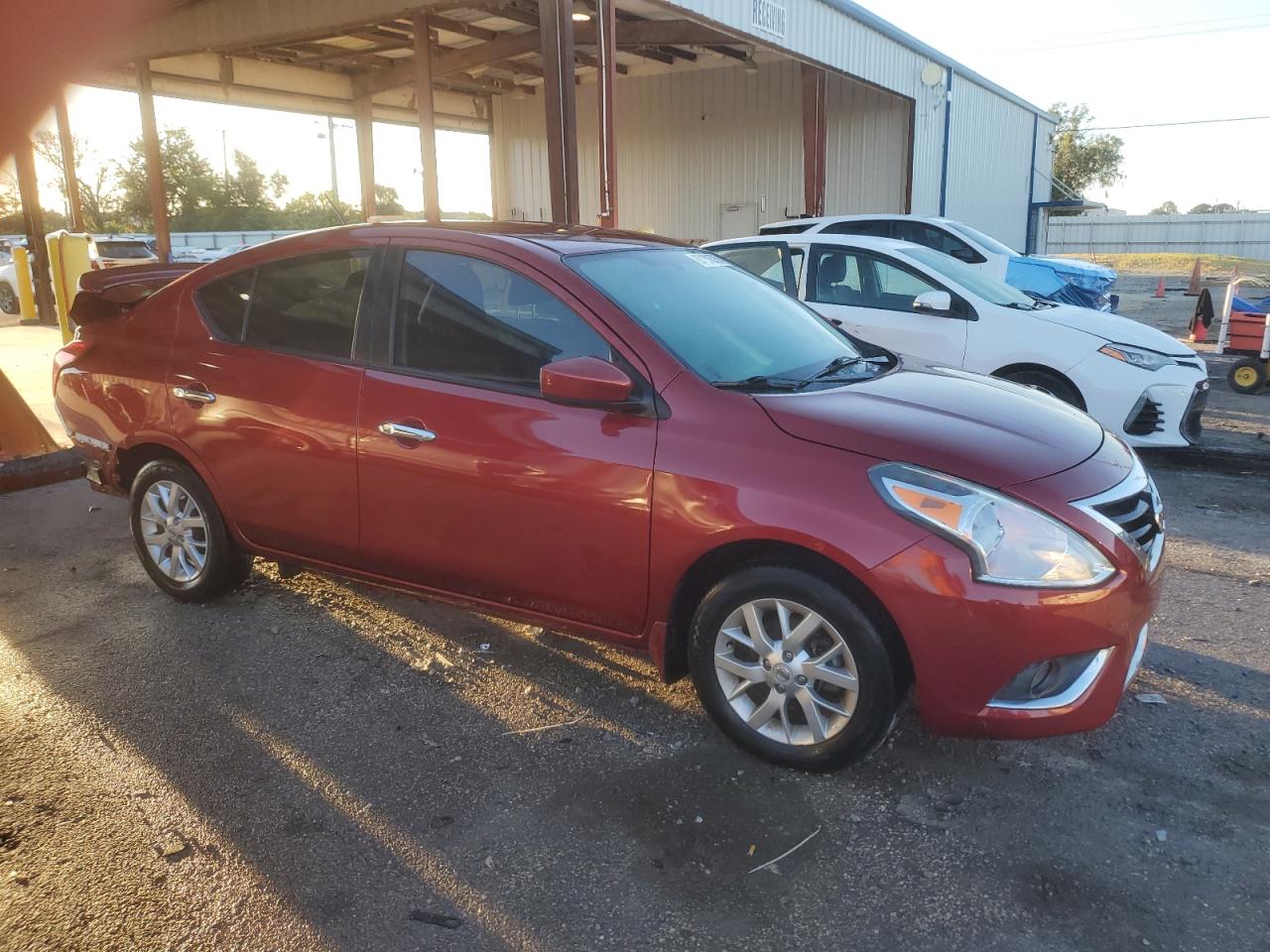 NISSAN VERSA S