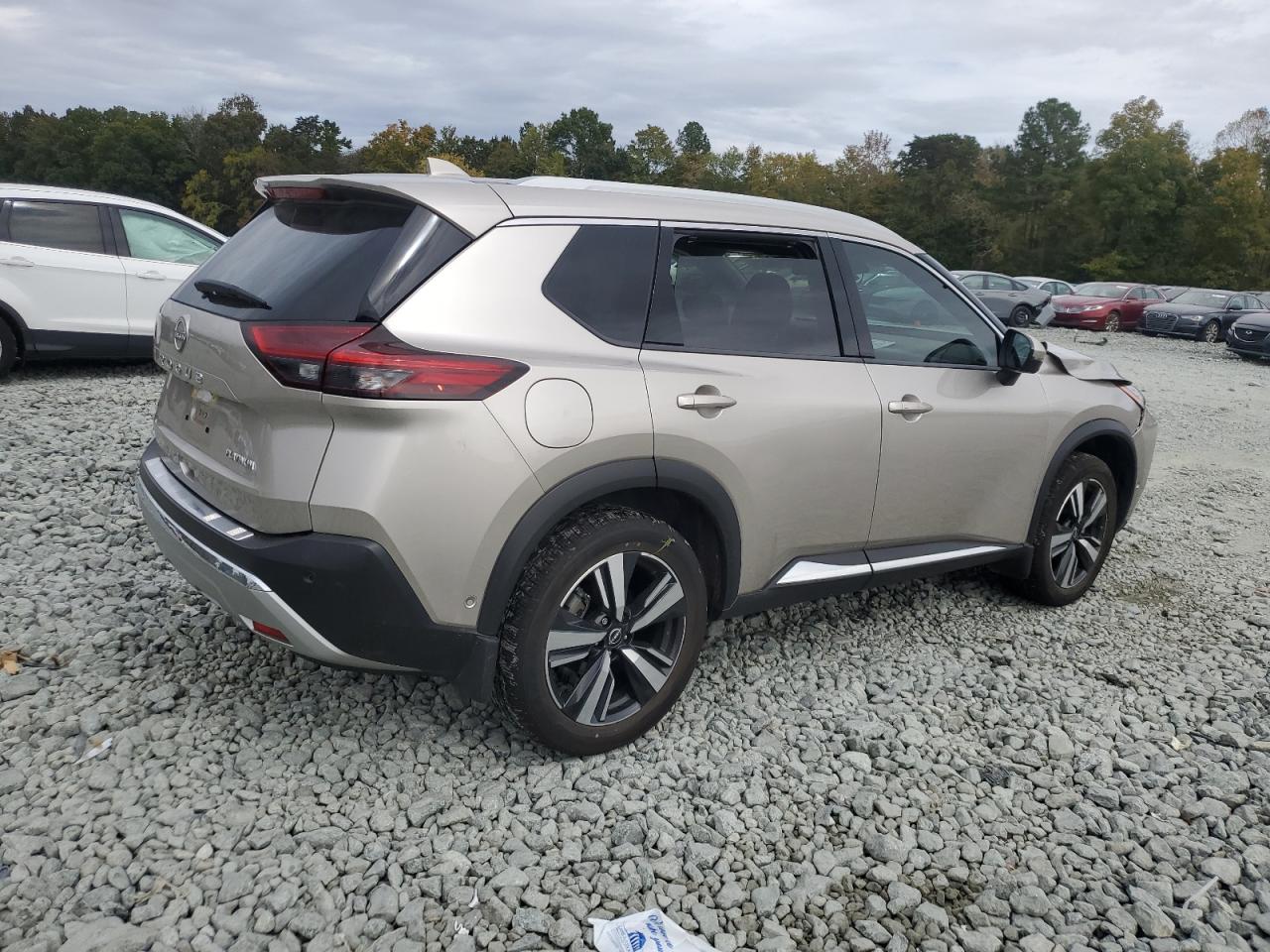 NISSAN ROGUE PLATINUM