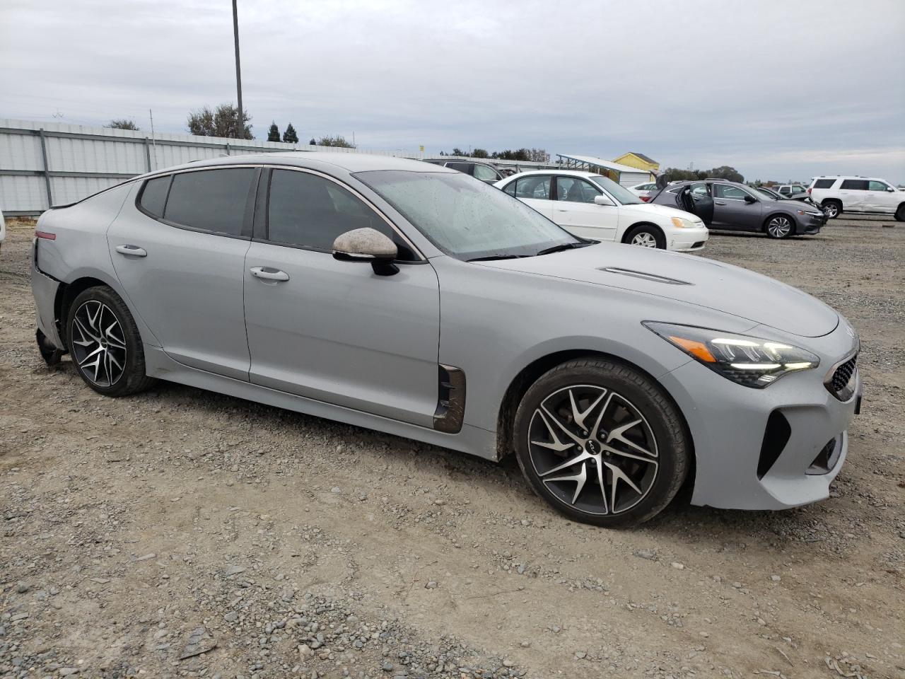 KIA STINGER GT LINE