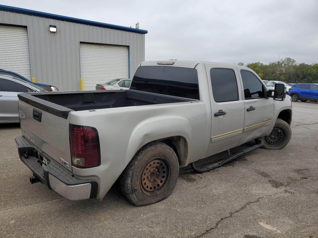 Lot #3277133935 2009 GMC SIERRA C15
