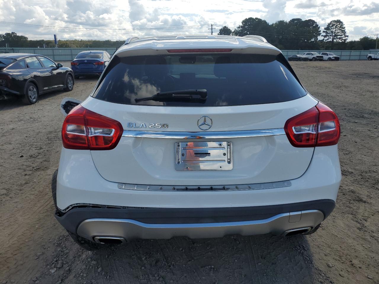 MERCEDES-BENZ GLA-CLASS 250