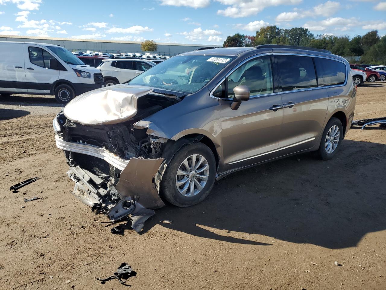CHRYSLER PACIFICA TOURING L