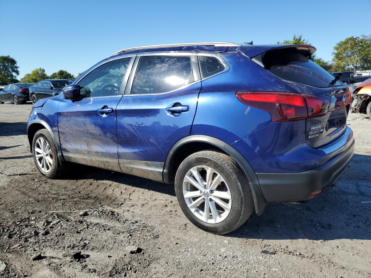 NISSAN ROGUE SPORT S