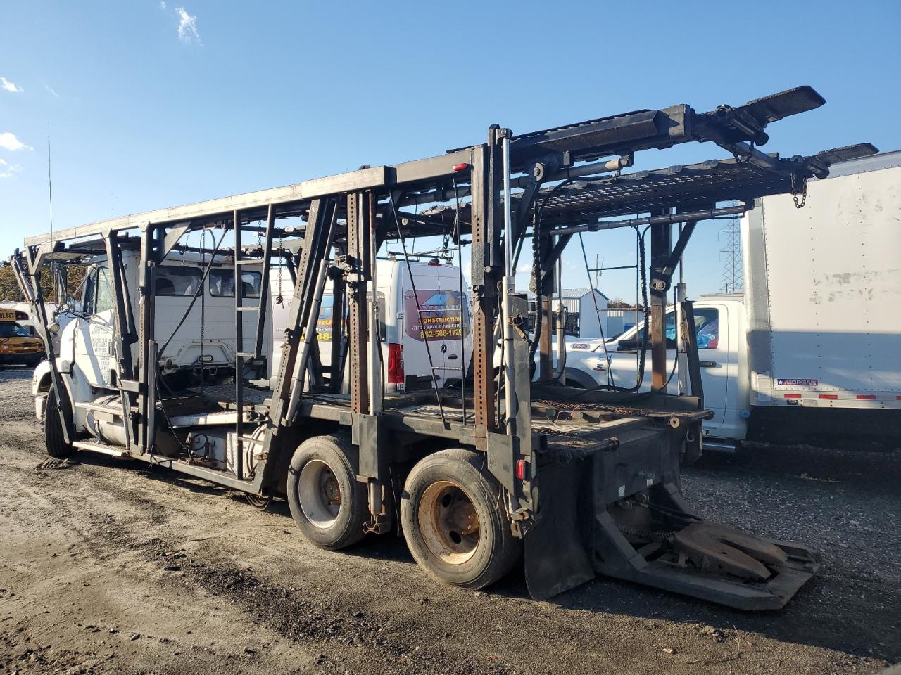 Lot #3278591966 2000 FREIGHTLINER MEDIUM CON