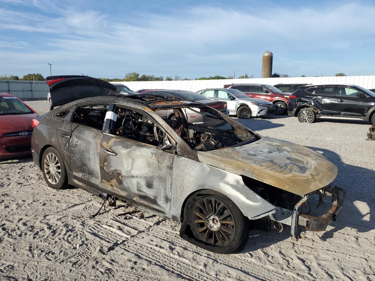 HYUNDAI SONATA SPORT