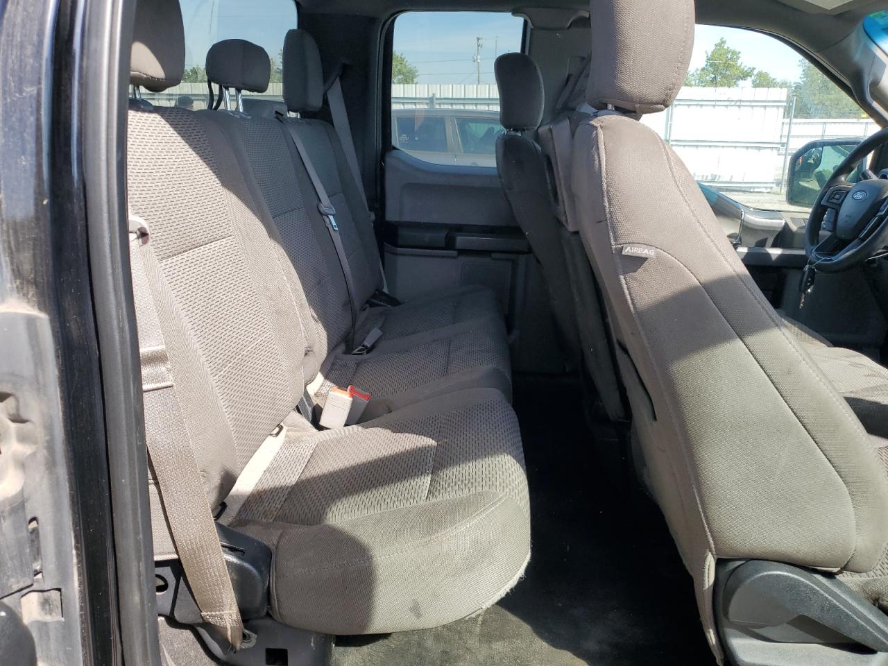 FORD F-150 SUPER CAB