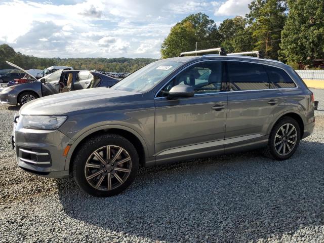 AUDI Q7 PREMIUM