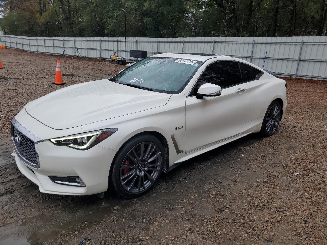 INFINITI Q60 RED SPORT 400