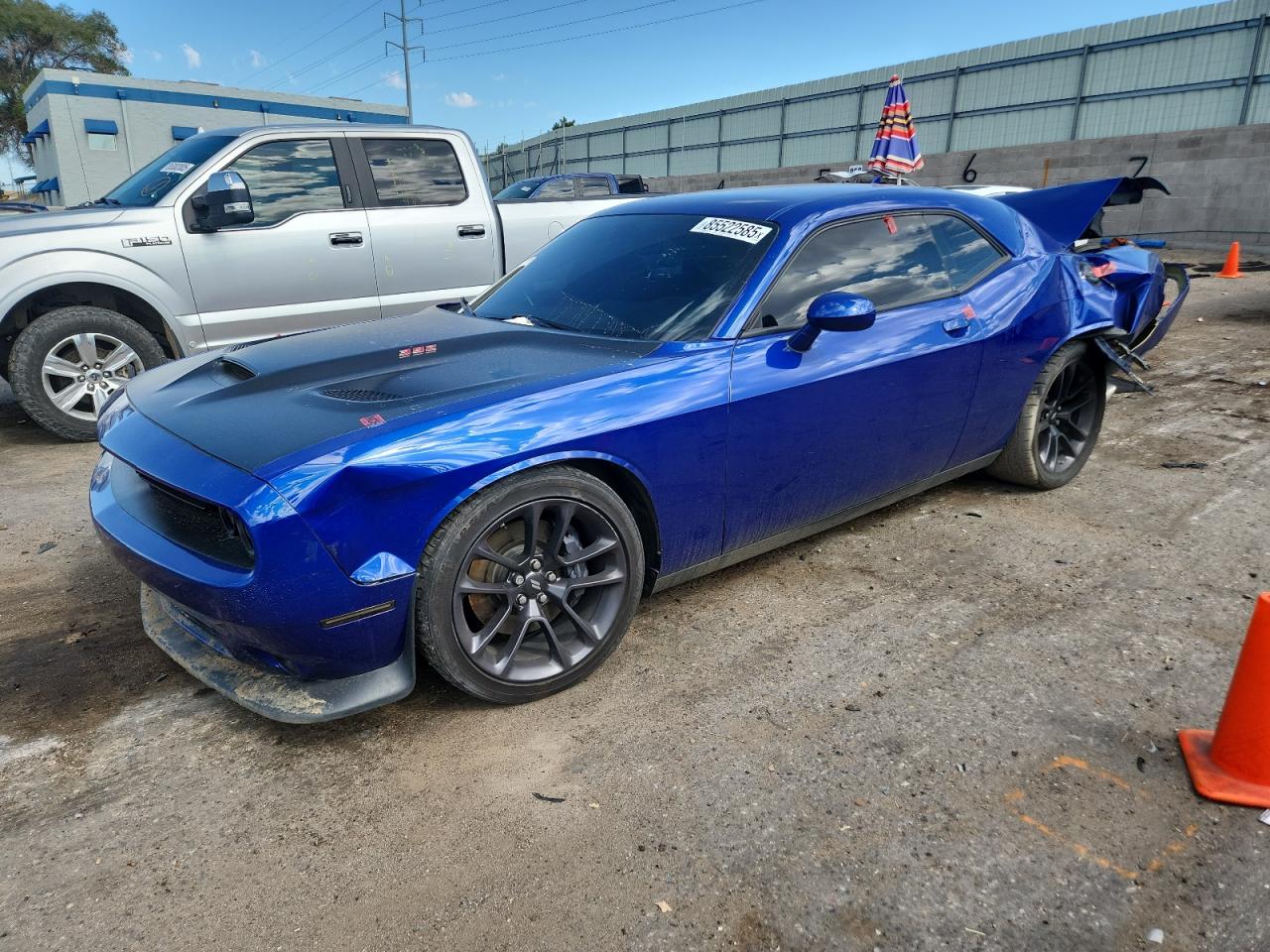 Lot #3275624797 2022 DODGE CHALLENGER