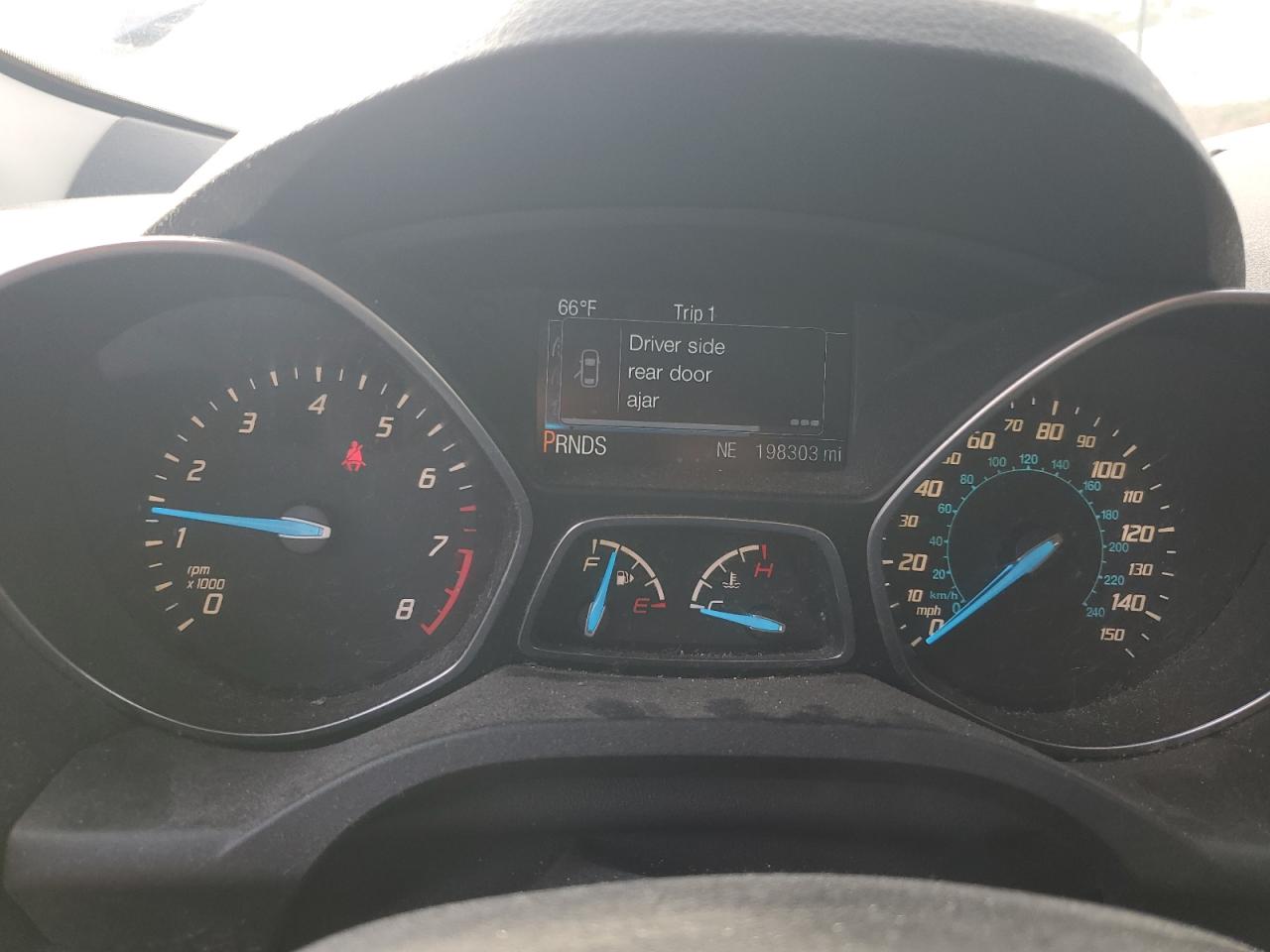 FORD ESCAPE TITANIUM