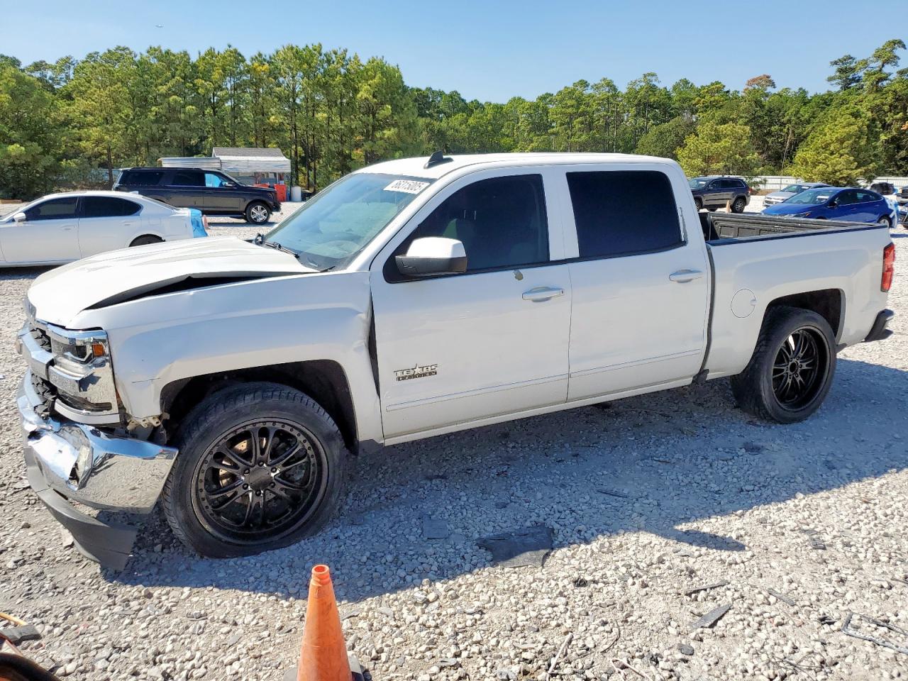 CHEVROLET SILVERADO C1500 LT