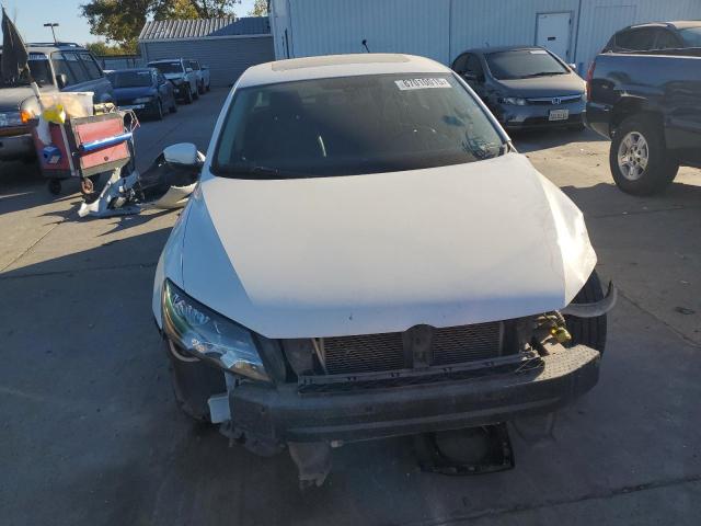 2015 VOLKSWAGEN PASSAT SE - 1VWBV7A33FC098151