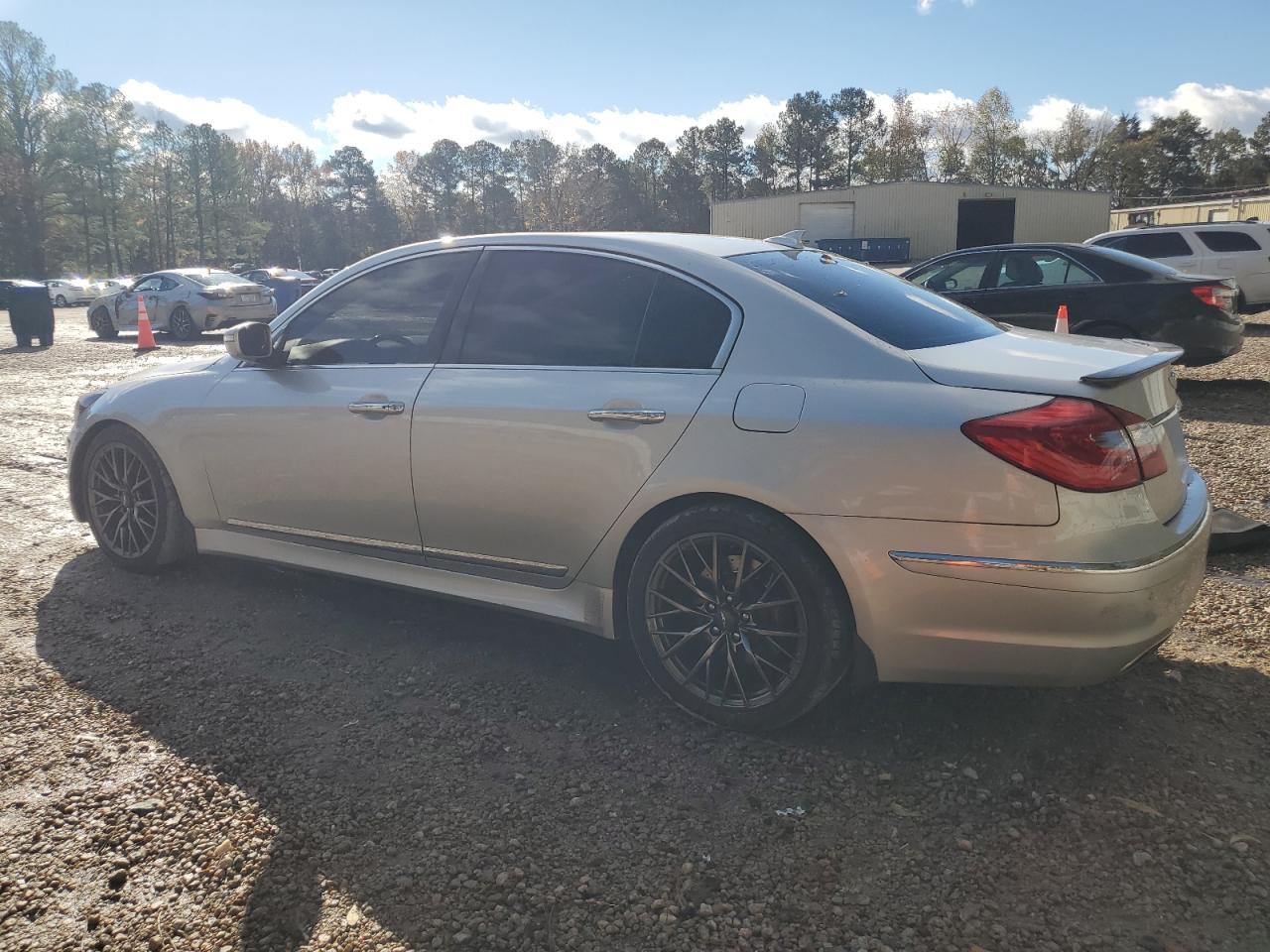 HYUNDAI GENESIS 5.0L