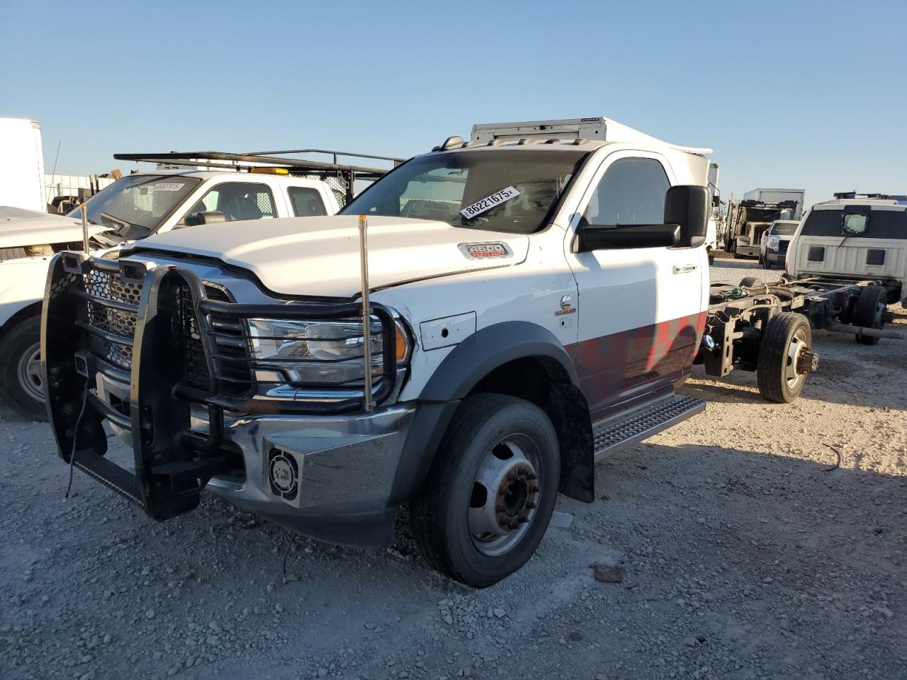 Lot #3270887433 2019 RAM 4500