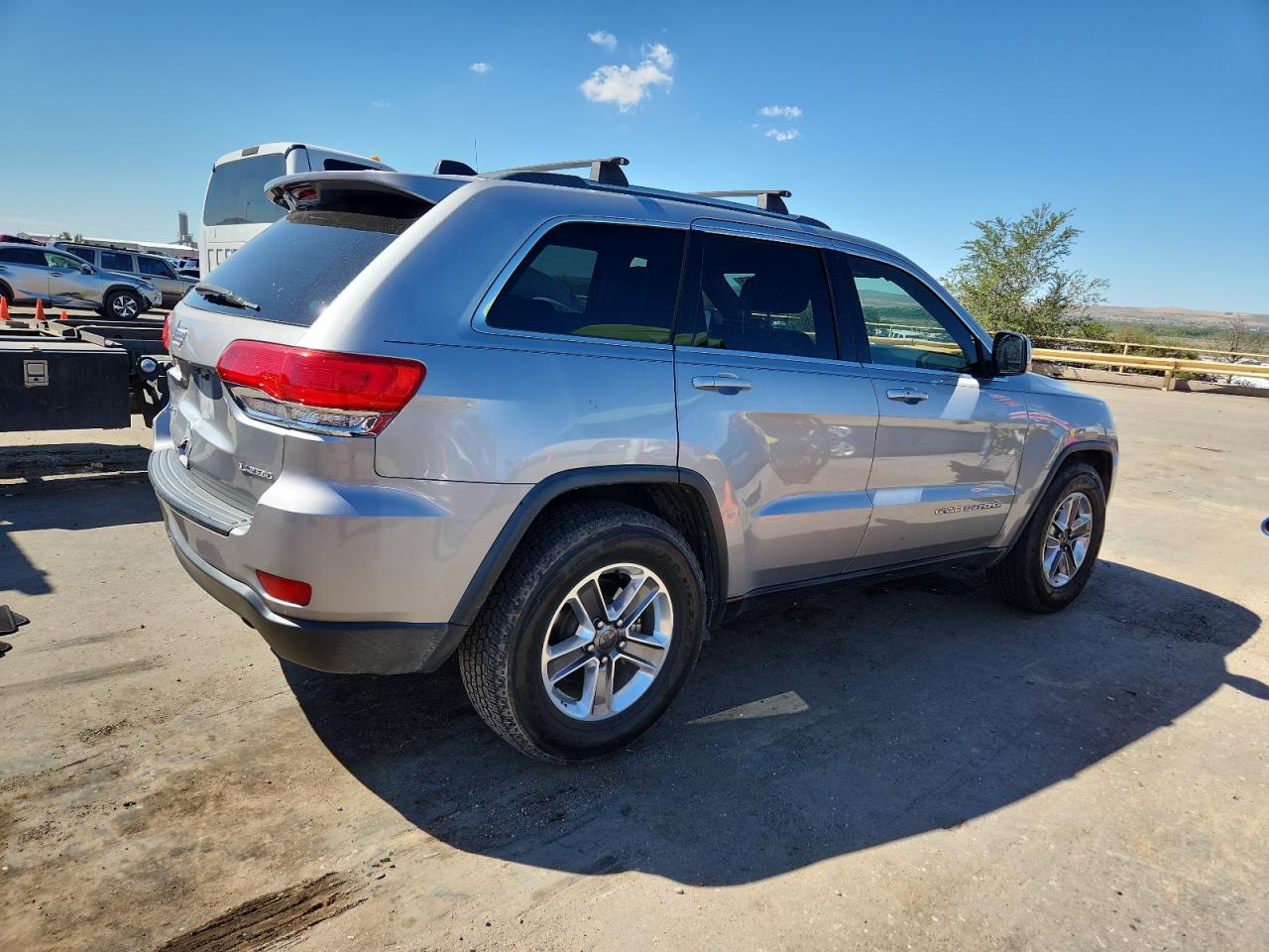 JEEP GRAND CHEROKEE LAREDO