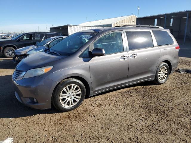 2013 TOYOTA SIENNA XLE #3277022165