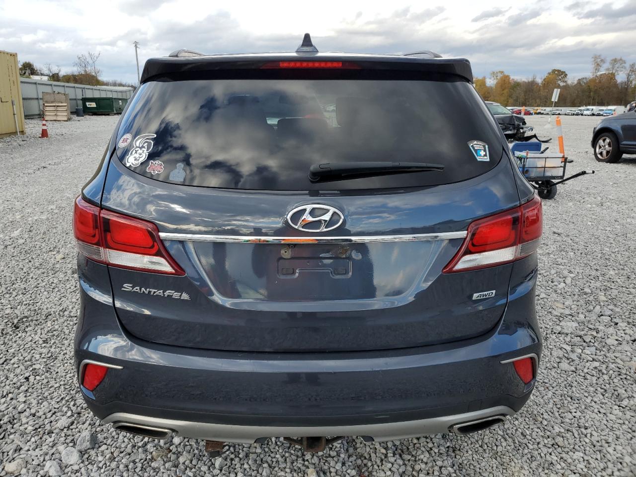 HYUNDAI SANTA FE SE