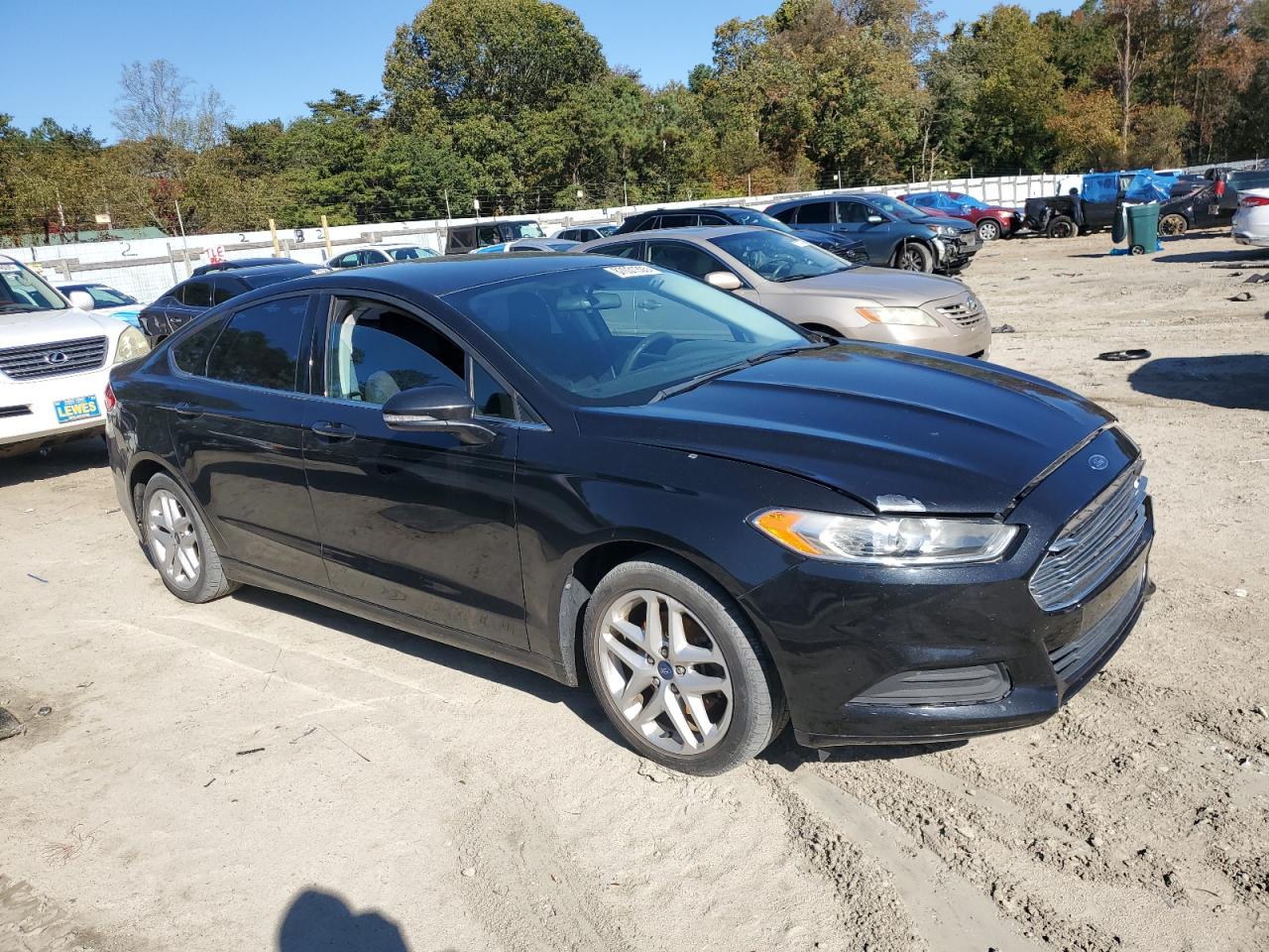 FORD FUSION SE
