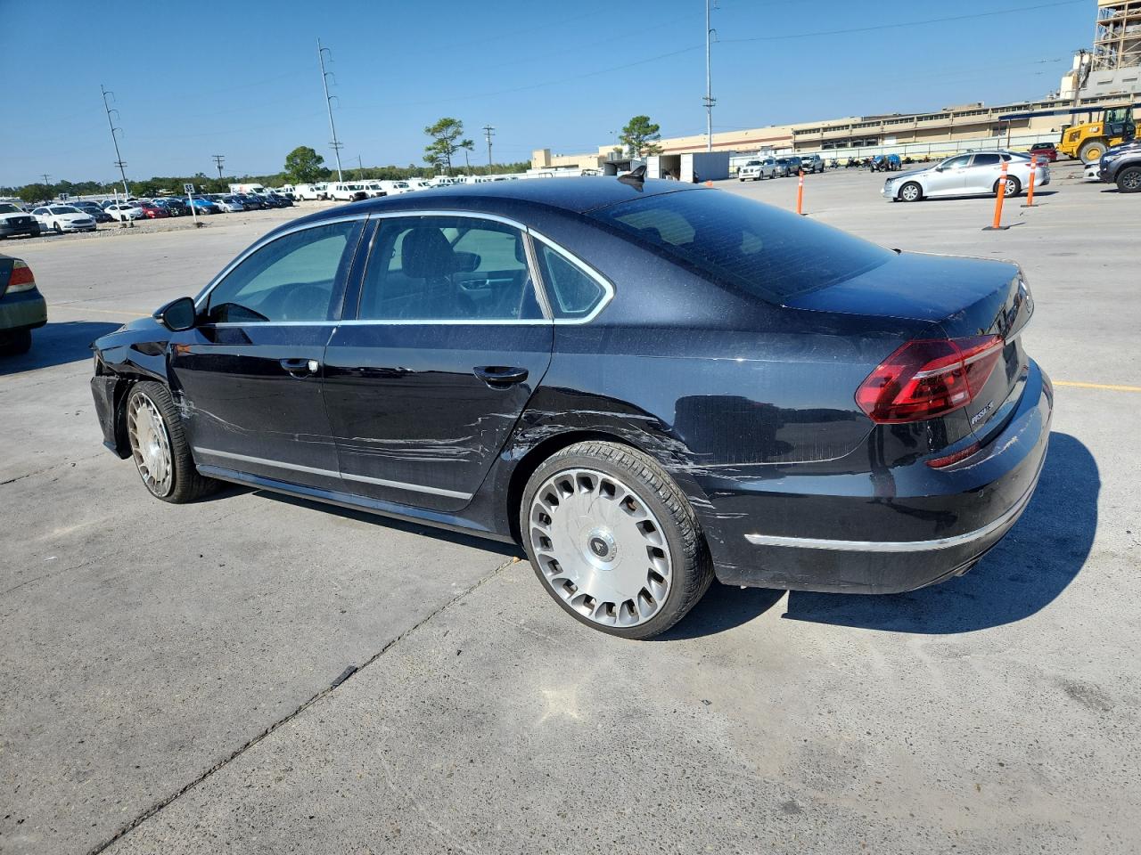 VOLKSWAGEN PASSAT SE