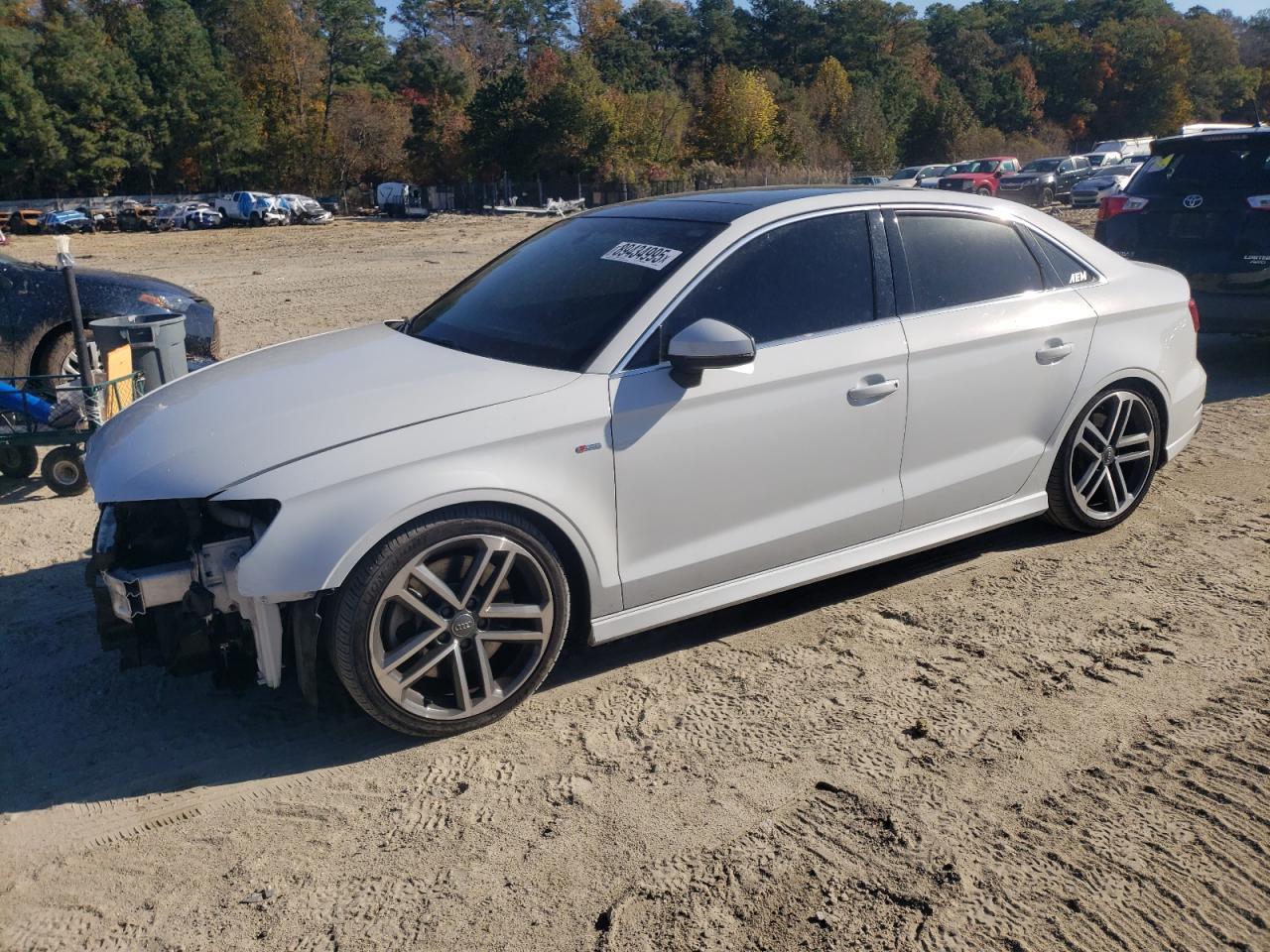 AUDI A3 PREMIUM PLUS