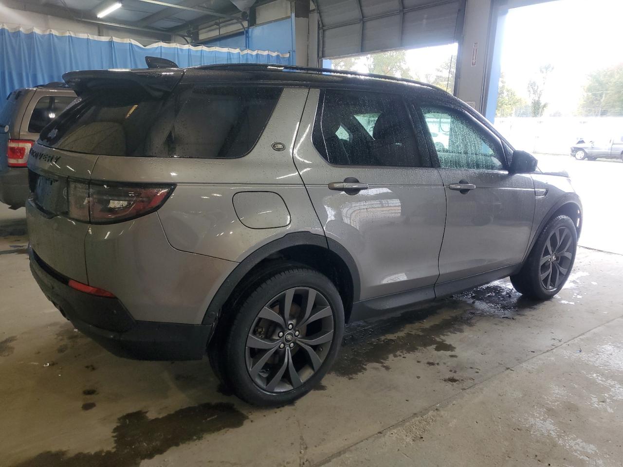 LAND ROVER DISCOVERY SE