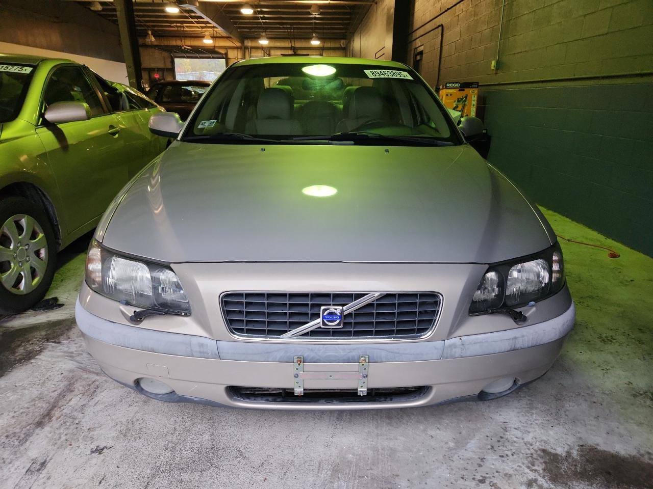 Lot #3273991811 2003 VOLVO S60 2.5T