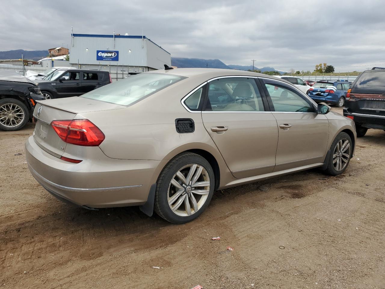 VOLKSWAGEN PASSAT SEL