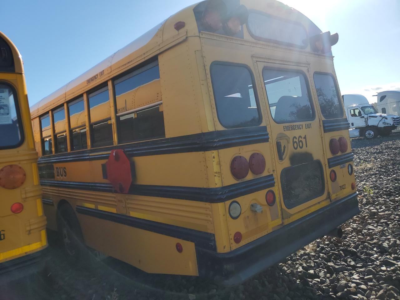 Lot #3276985295 2004 FREIGHTLINER SAF-T-LINER C2