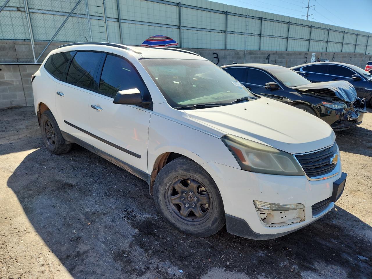 CHEVROLET TRAVERSE LS