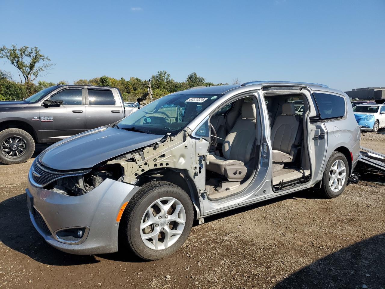 CHRYSLER PACIFICA TOURING L PLUS