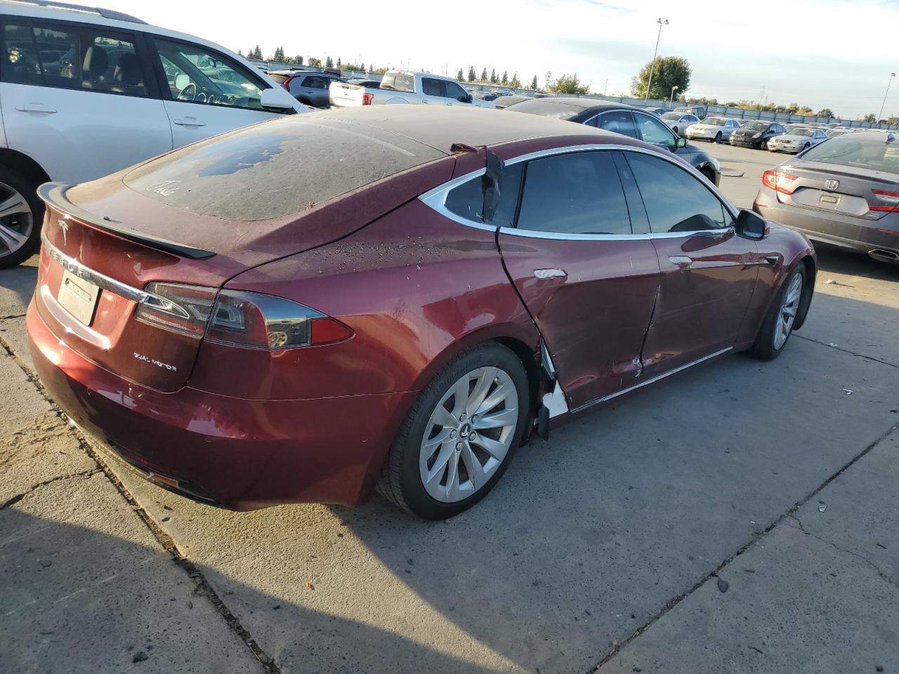 TESLA MODEL S