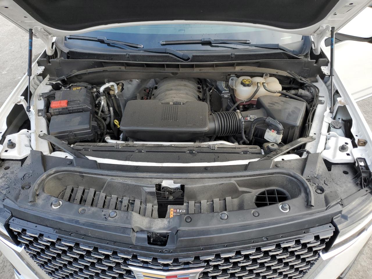 CADILLAC ESCALADE ESV PREMIUM LUXURY