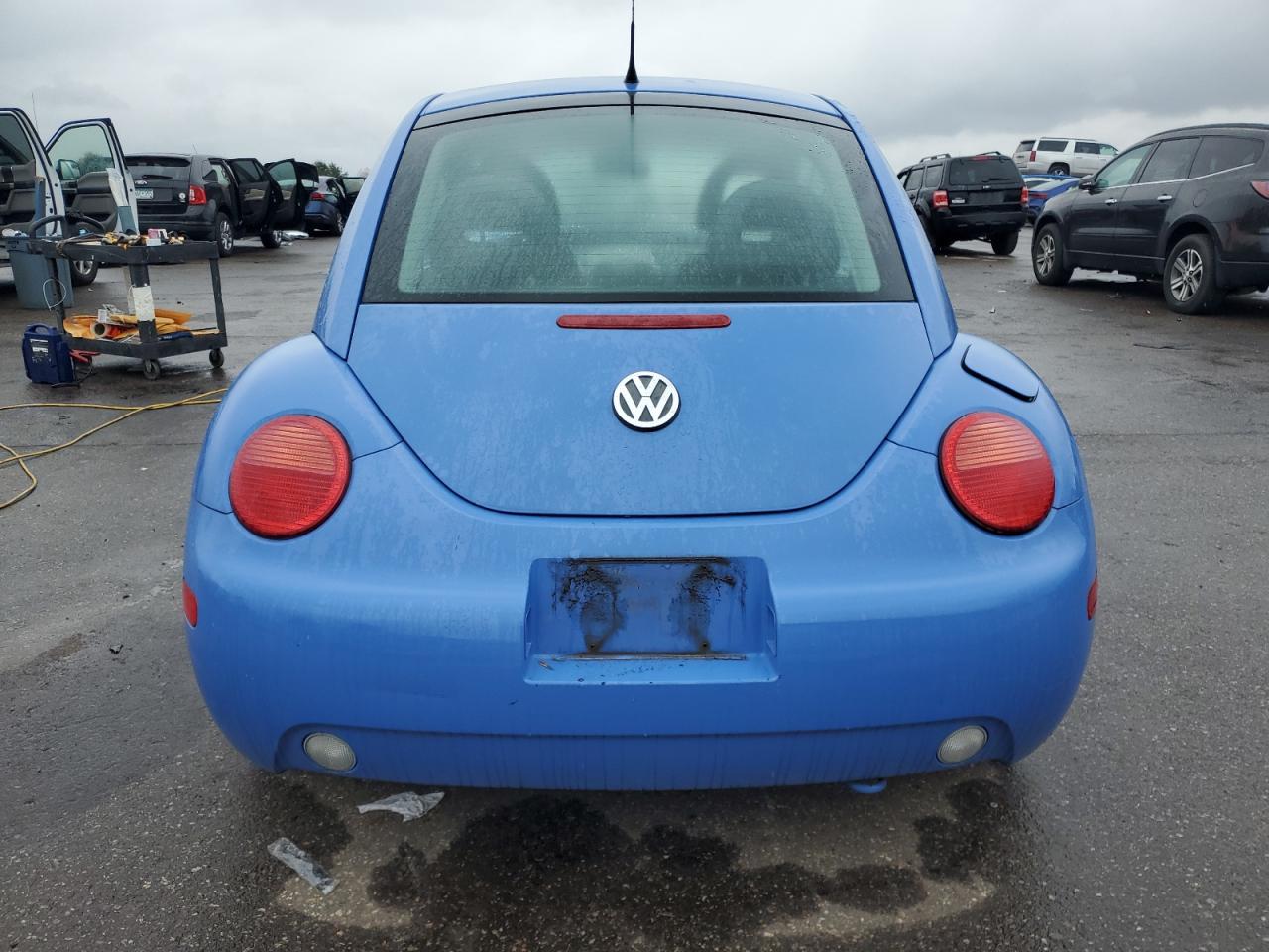 Lot #3283989807 2001 VOLKSWAGEN NEW BEETLE