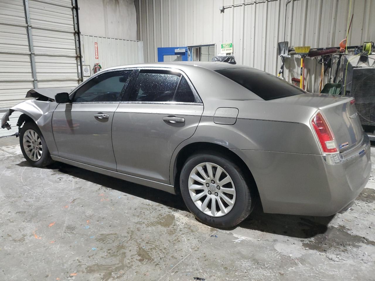 CHRYSLER 300