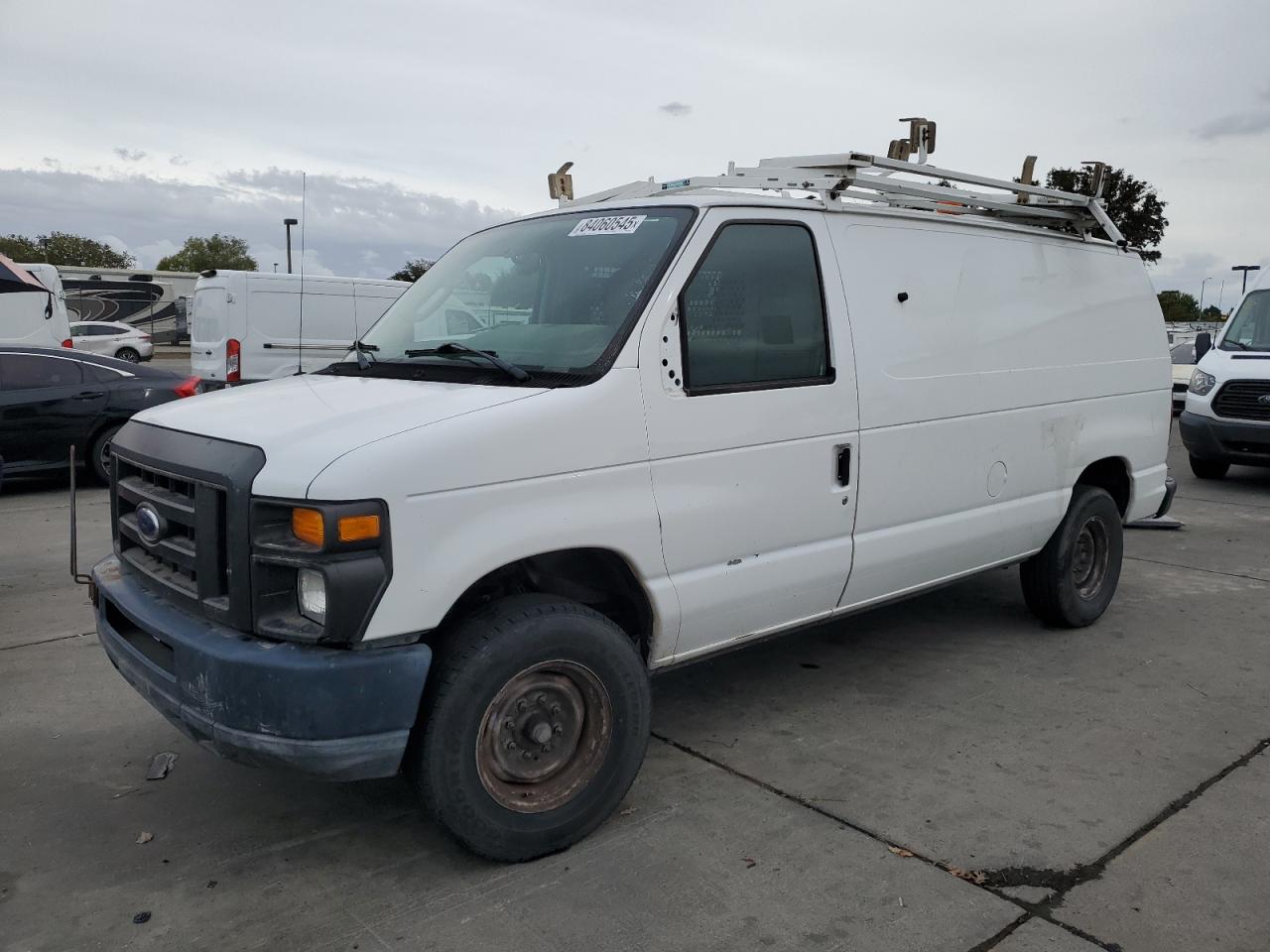 FORD ECONOLINE E250 VAN