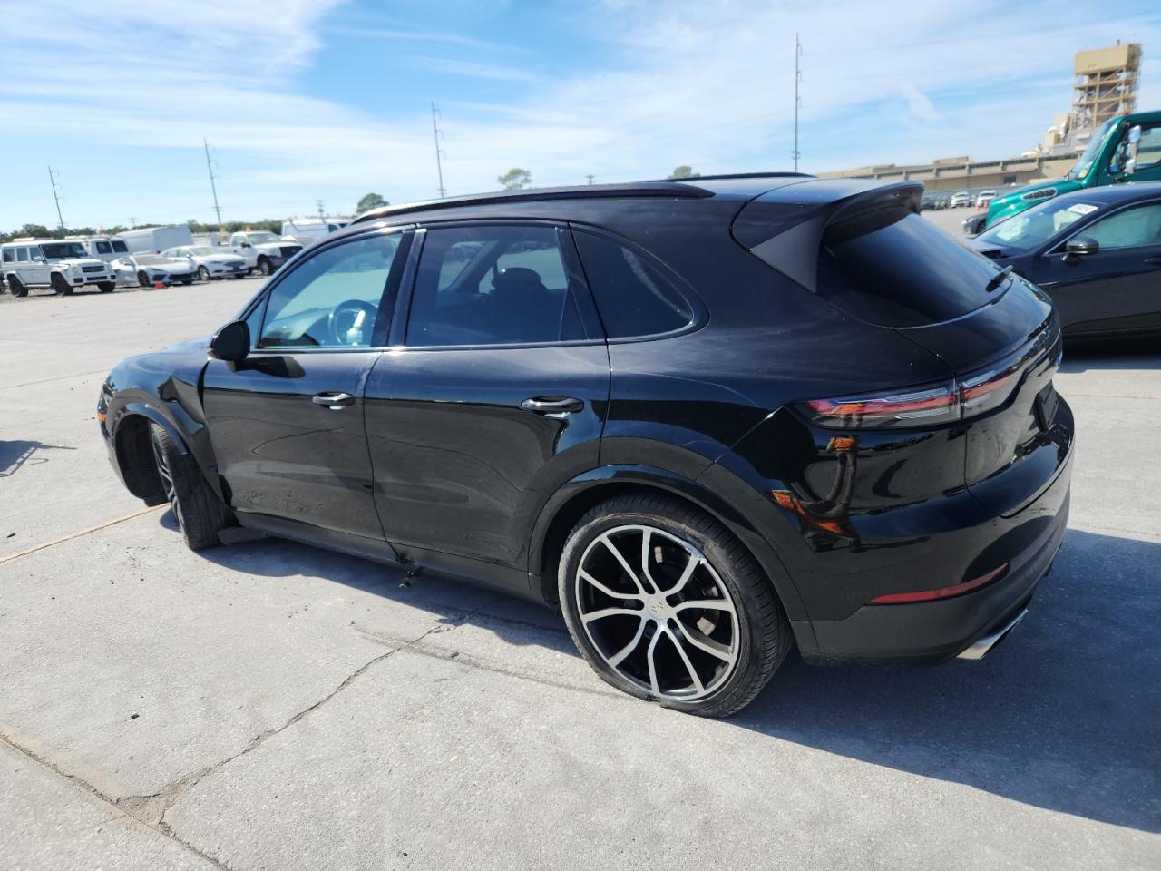 Lot #3316093283 2019 PORSCHE CAYENNE