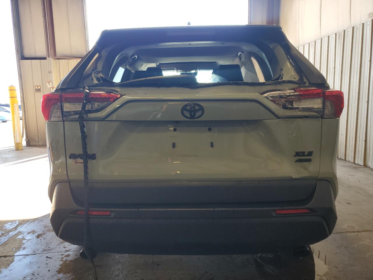 TOYOTA RAV4 XLE