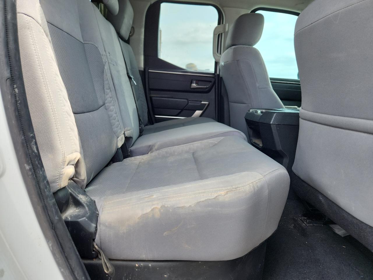 TOYOTA TUNDRA DOUBLE CAB SR