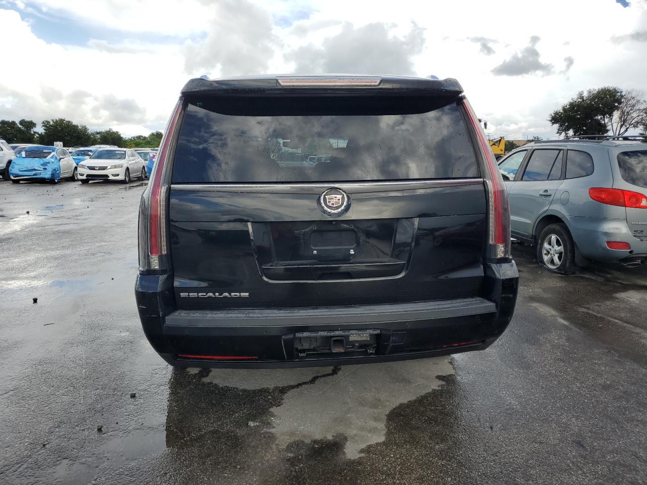 CADILLAC ESCALADE ESV PREMIUM