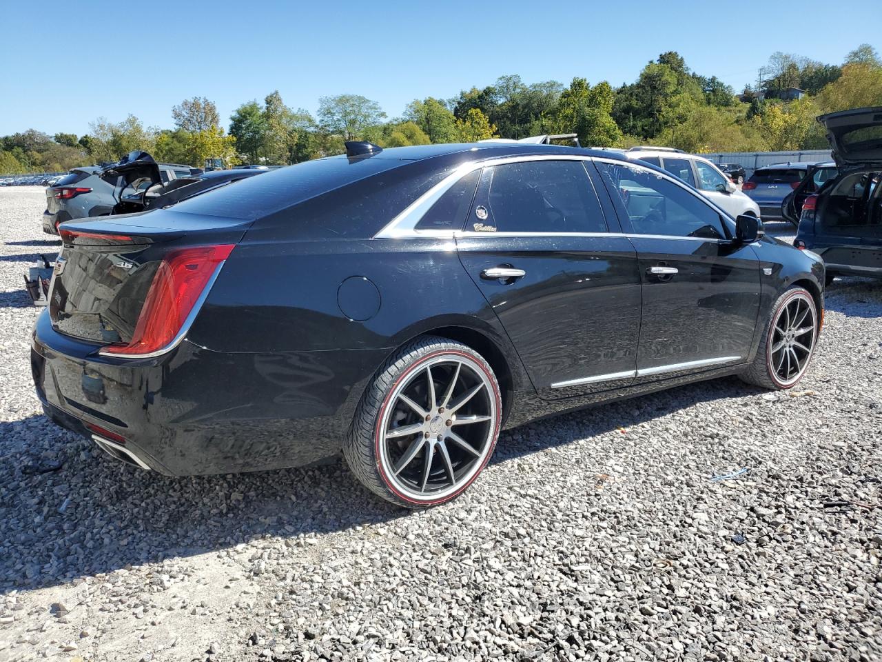 CADILLAC XTS LUXURY
