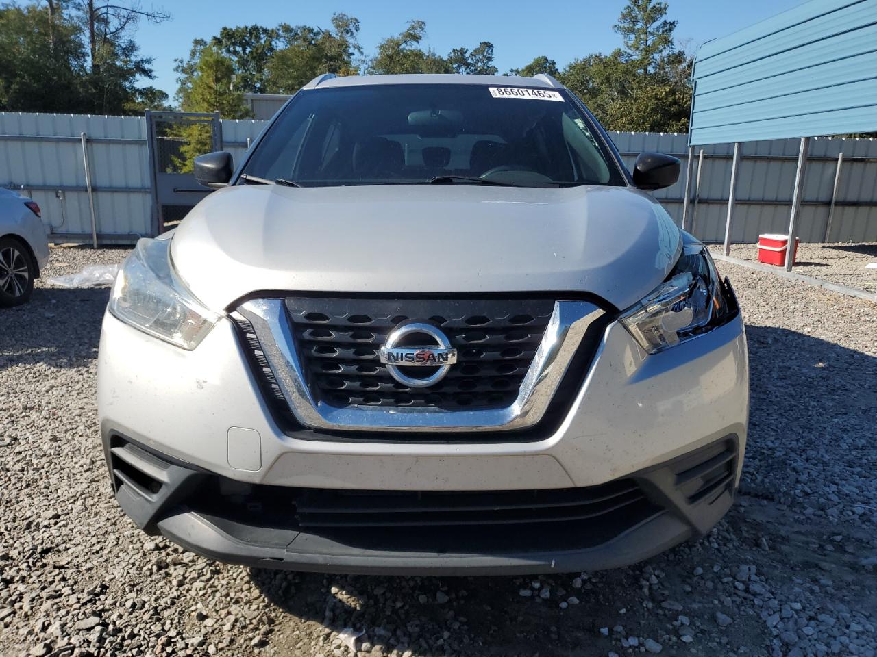 NISSAN KICKS S