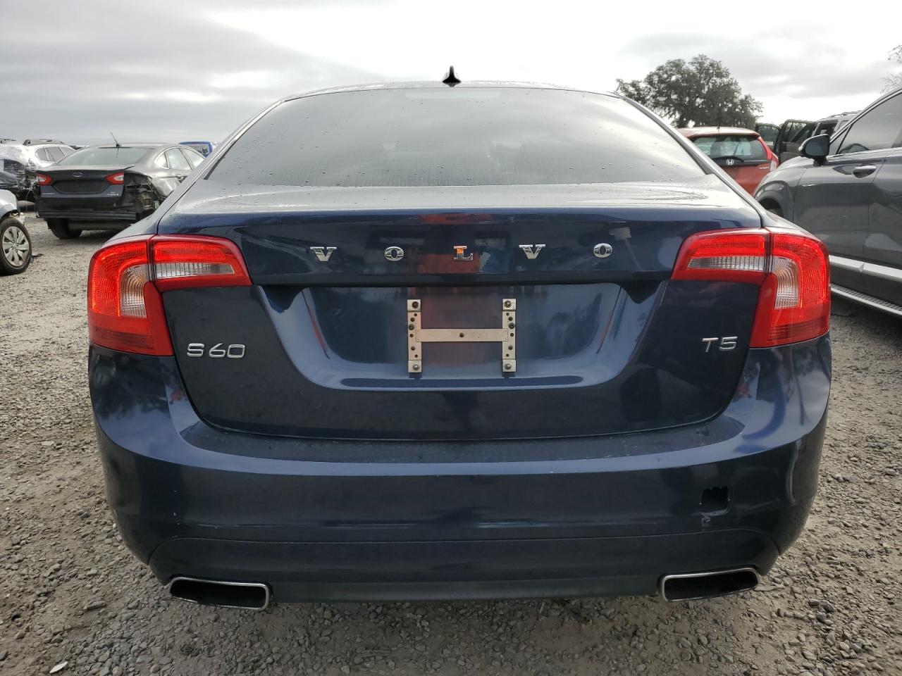 VOLVO S60 PREMIER